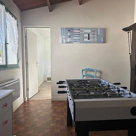 Сasa de vacaciones 4 La Palmyre Avec Patio Et Wifi - Fr-1-705-96 *
